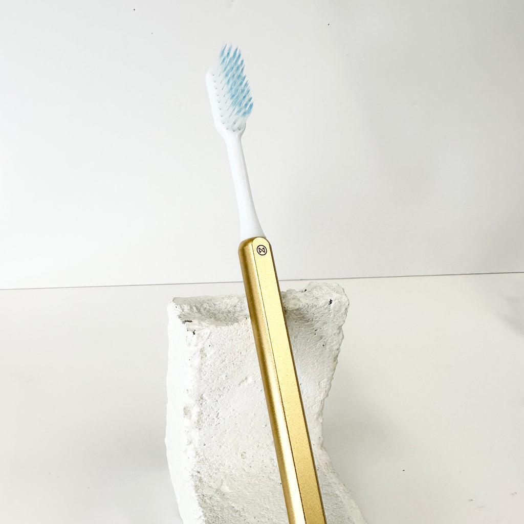 Nada Toothbrush