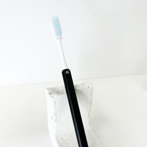 Nada Toothbrush