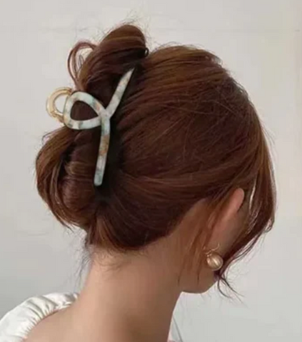 Luxe Loop Hair Claw Clip